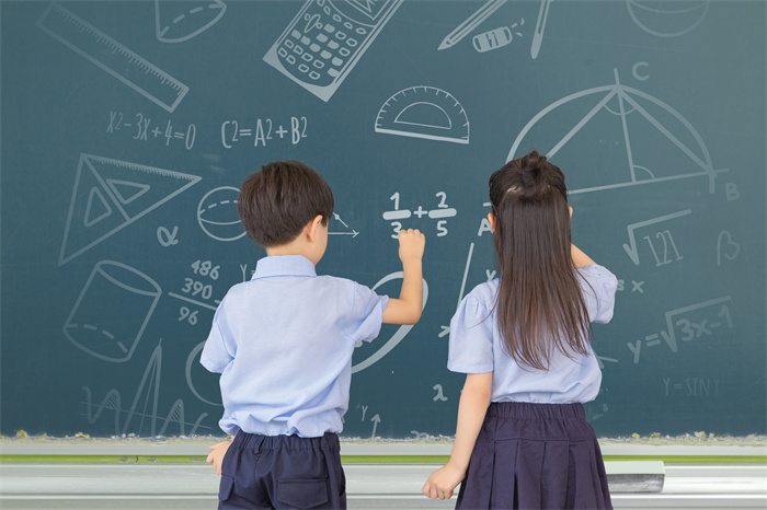 泉州初中學(xué)習(xí)不好家長評語?