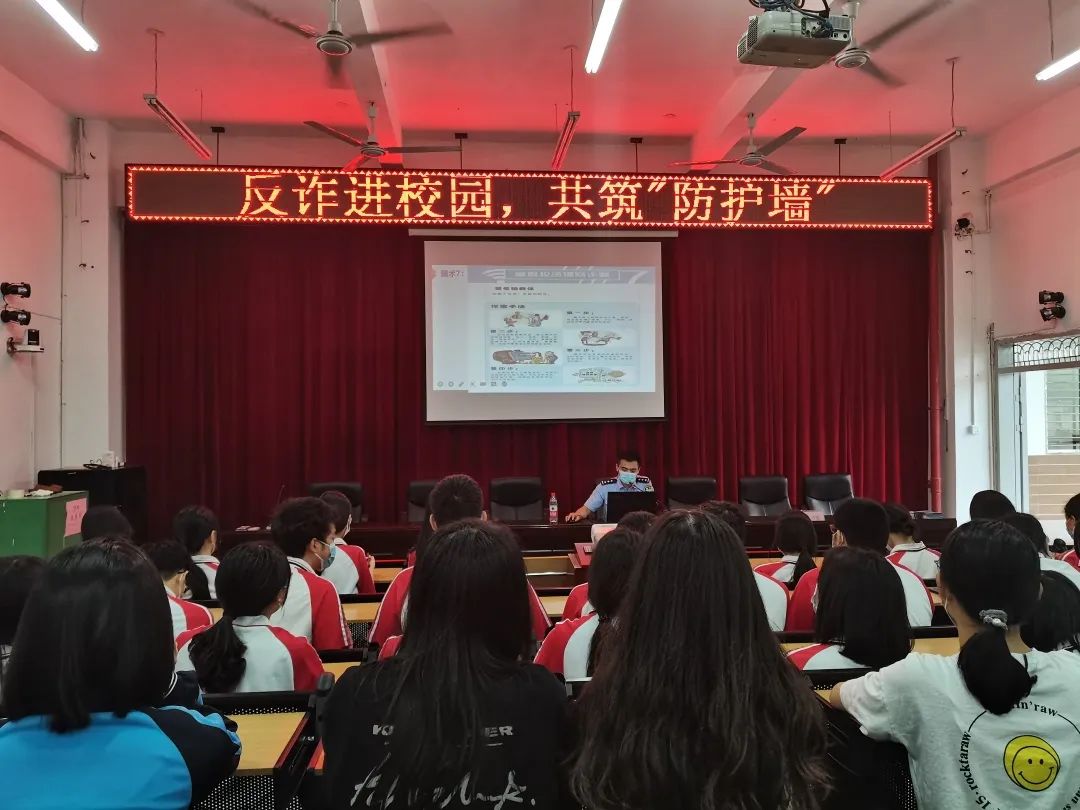 <a href=http://www.tjsxht.com/school-455/ target=_blank class=infotextkey>Ȫи߼(j)W(xu)У</a>ưȫ