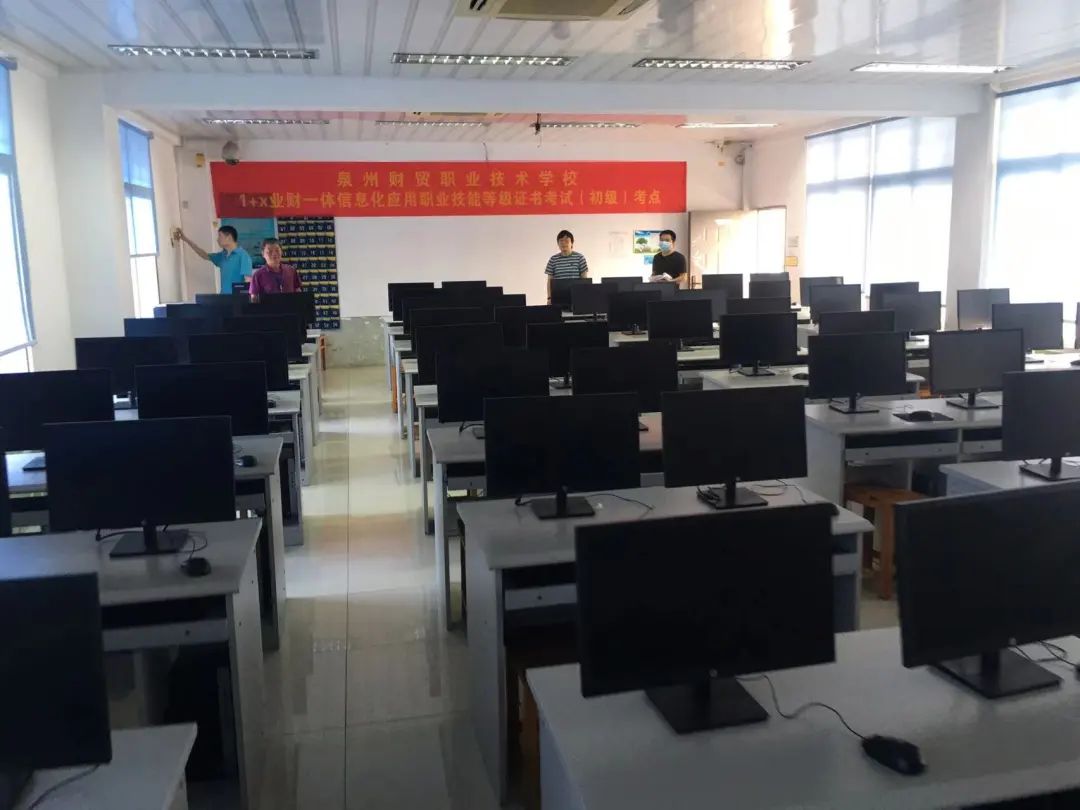 (jin)ְȫl(f)չ (sh)ƽУ@(xin)--<a href=http://www.tjsxht.com/school-376/ target=_blank class=infotextkey>Ȫؔ(ci)Q(mo)I(y)g(sh)W(xu)У</a>ĩȫz