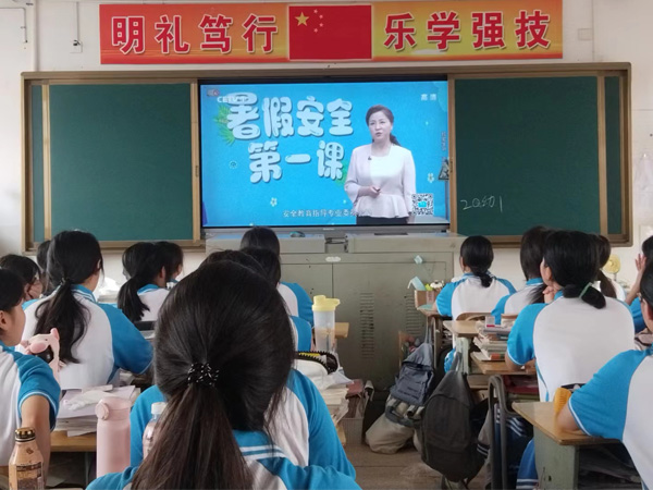 <a href=http://www.tjsxht.com/school-399/ target=_blank class=infotextkey>xASIЌWУ</a>M^ٰȫһn ˮ