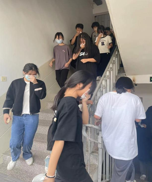 δȼ<a href=http://www.tjsxht.com/school-455/ target=_blank class=infotextkey>Ȫи߼WУ</a>_չȫݾ