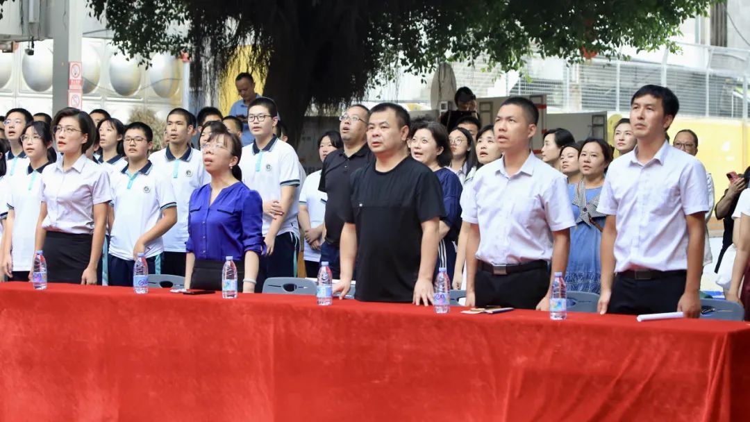 福州雙安中學:感恩成長,逐夢遠航——福州市雙安中學2023屆初三畢業典禮