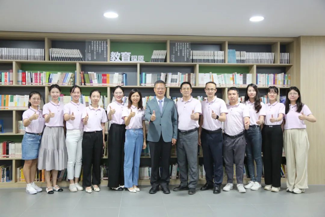 廈門英才學校:大師工作室 | 風好正是揚帆時,浩瀚光明濟滄海 ——翟小寧教授第二次指導廈門英才學校“寧遠班”學員進行集中教育研討
