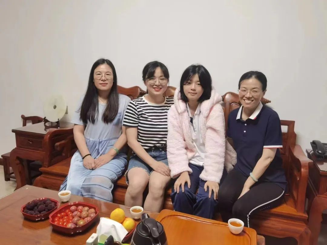 漳州實(shí)驗(yàn)中學(xué):與愛(ài)同行 未來(lái)可期——漳州實(shí)驗(yàn)高級(jí)中學(xué)(漳州實(shí)驗(yàn)中學(xué)高中部)高三年愛(ài)心燉湯、高一高二家訪活動(dòng)及月考表彰