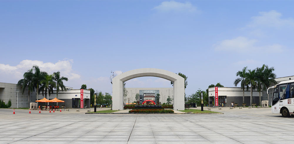 <a href=http://www.tjsxht.com/school-584/ target=_blank class=infotextkey>福建省鷺島職業技術學校</a>