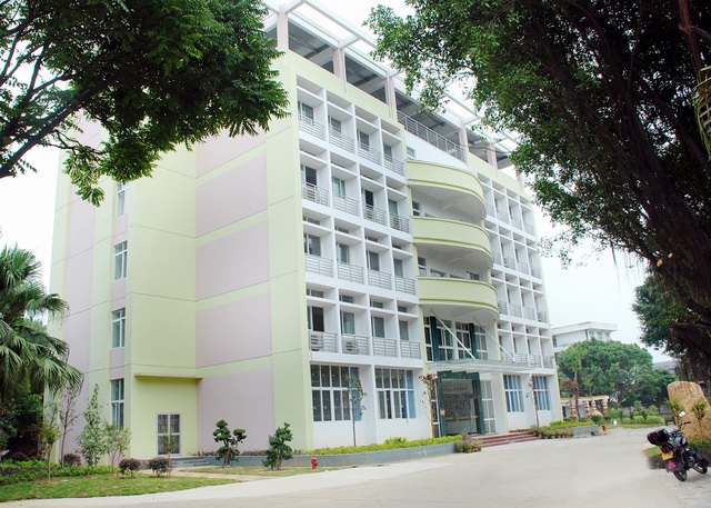 <a href=http://www.tjsxht.com/school-452/ target=_blank class=infotextkey>閩侯職業中專學校</a>
