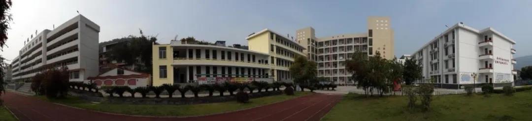<a href=http://www.tjsxht.com/school-482/ target=_blank class=infotextkey>羅源縣高級職業中學</a>