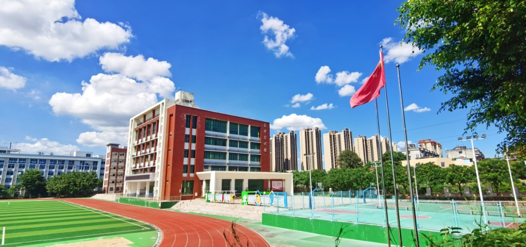 泉州市泉中職業(yè)中專(zhuān)學(xué)校2024年三年專(zhuān)、五年專(zhuān)招生簡(jiǎn)章